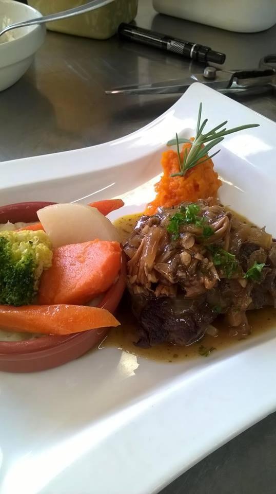Hotel Restaurant Henry Puy-lʼÉvêque 外观 照片